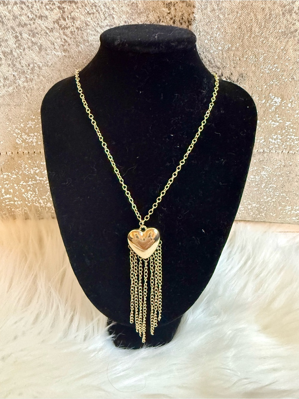 Brand New Gold Heart Tassel Pendant Necklace